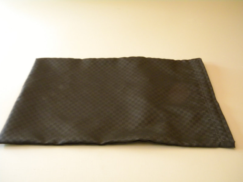 湯の花Vマット（Sサイズ）外カバーの色がゴールドより黒っぽい色に変わります。　写真画像