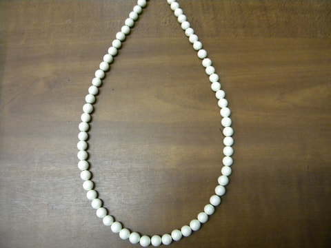 新商品パールホワイト8mm・70玉ネックレス(玉川産北投石) 写真画像