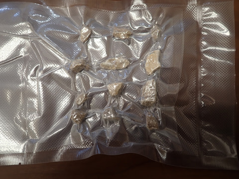 新入荷　121番玉川温泉北投石真空パックシート（TMS300）　写真画像