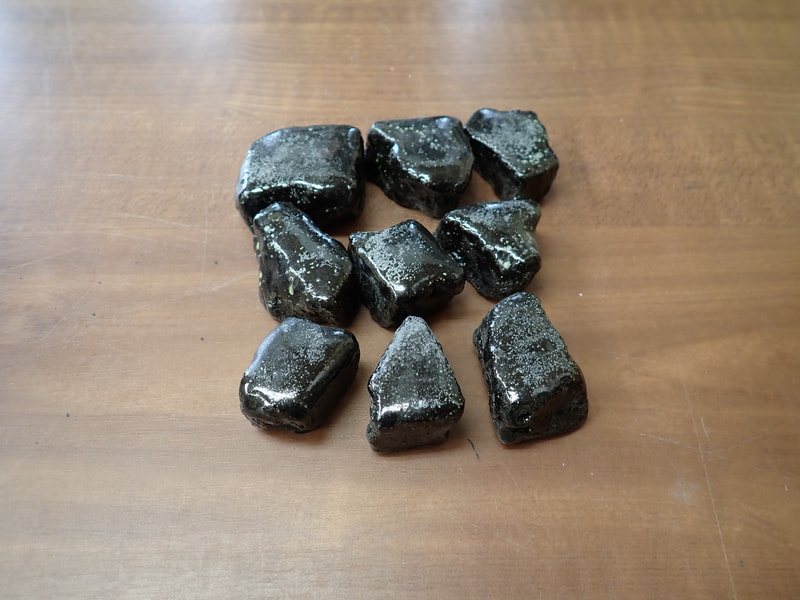 20番　入荷　お風呂用 黒焼成北投石500gセット　写真画像