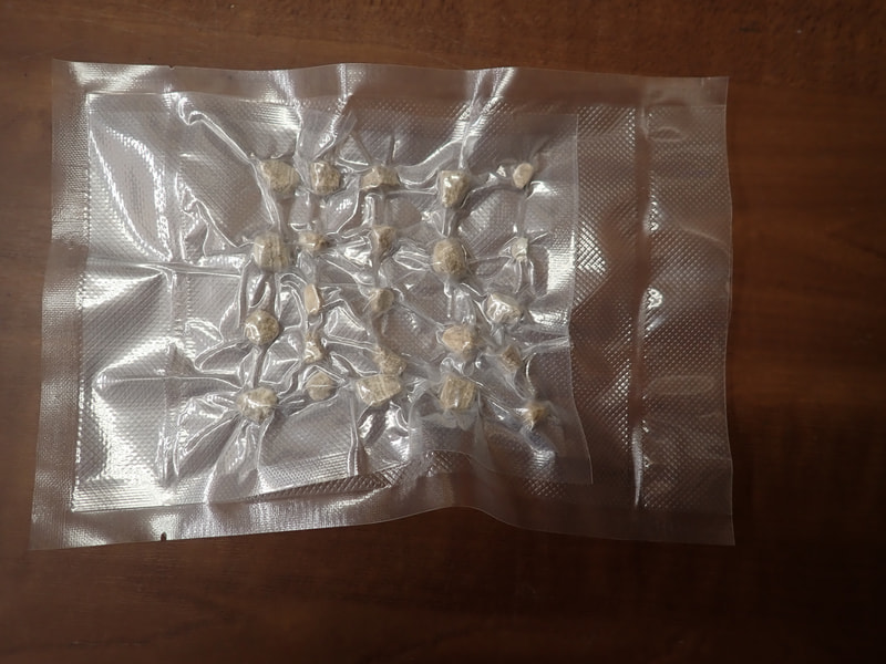 129番　玉川温泉北投石真空パックシート（TMS190）　写真画像