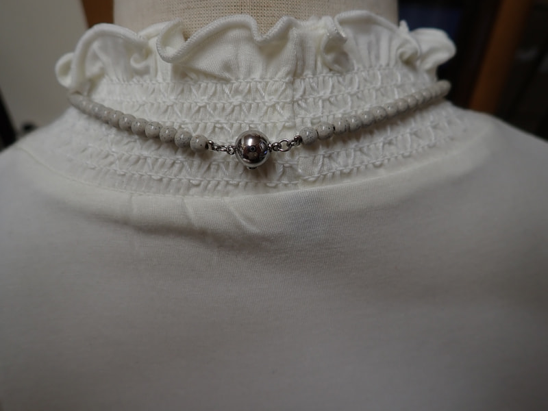 番　北投石チョーカー（玉川産北投石10ミリ1玉、台湾産北投石4ミリ100玉、テラヘルツ2玉）　写真画像