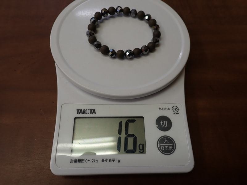 201番　限定。玉川温泉8mmテラヘルツ各12玉ブレスレット（最高級の1000年玉川産北投石を使用）　写真画像