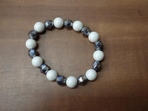 202番　限定。玉川温泉10mmテラヘルツ10ｍｍ各10玉ブレスレット　写真画像