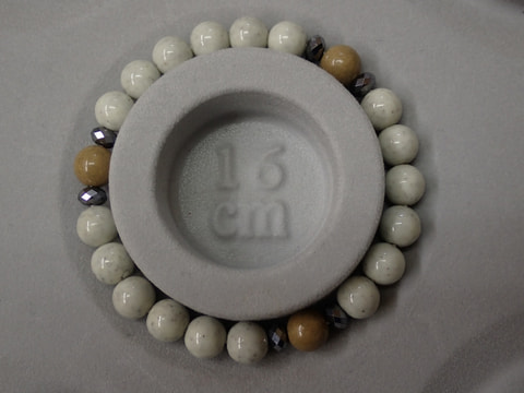 203番　8mm玉ブレスレット（玉川産北投石　天然色、台湾産北投石、テラヘルツ）　写真画像