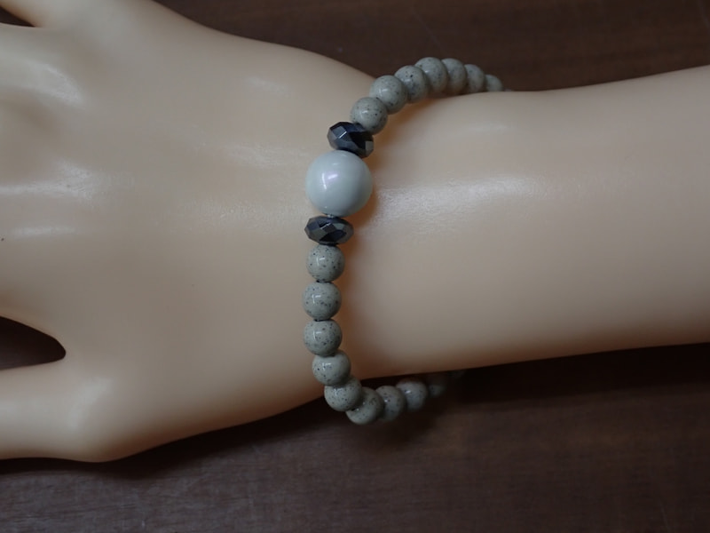 209番5月7日ご注文分まで当日のお届け母の日　北投石ブレスレット（テラヘルツ）　写真画像