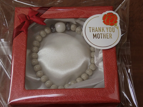 209番5月7日ご注文分まで当日のお届け母の日　北投石ブレスレット（テラヘルツ）　写真画像