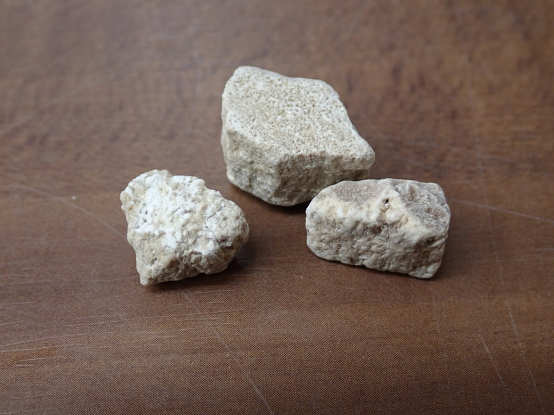 162番　結晶体北投石21ｇ3個　写真画像