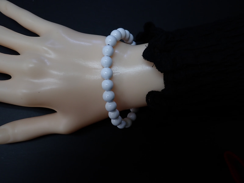 新商品　8mm玉ブレスレット（玉川産北投石）ホワイト（17ｃｍ　24玉）　写真画像