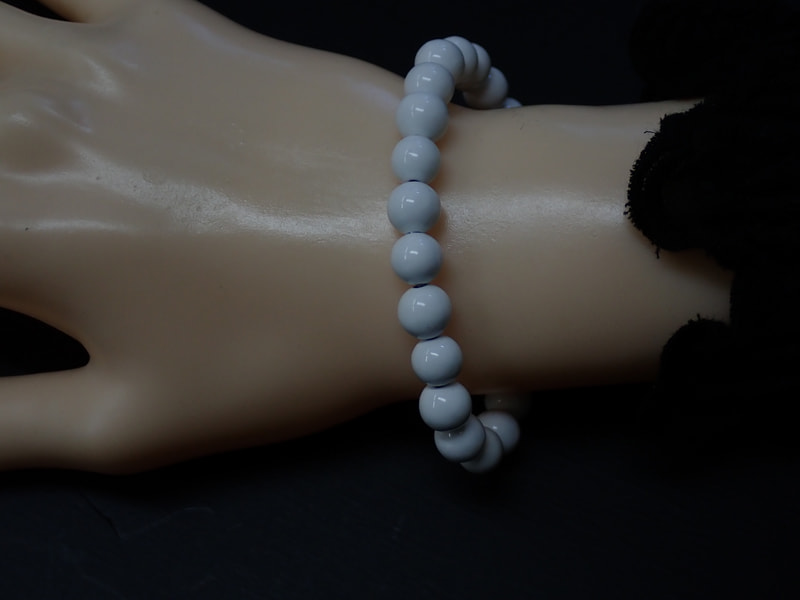 新商品　8mm玉ブレスレット（玉川産北投石）ホワイト（18ｃｍ　25玉）　写真画像