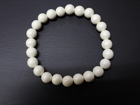 新商品　8mm玉ブレスレット（玉川産北投石）パールホワイト24玉17cm　写真画像