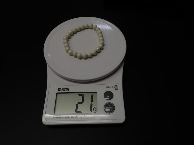 新商品　8mm玉ブレスレット（玉川産北投石）パールホワイト25玉18cm　写真画像