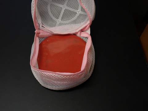 早い物勝ち　限定1点もの　本物の丸型岩盤北投石粉黛焼付約1000ｇ　お風呂　岩盤浴　写真画像